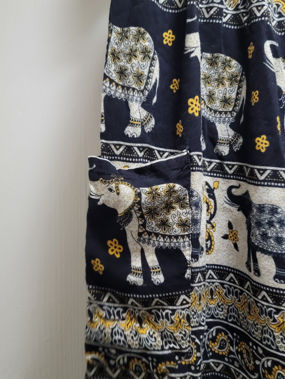 EARTHBOUND Navy, White & Gold Elephant Pattern Lounge Pants - Picture 3 of 5